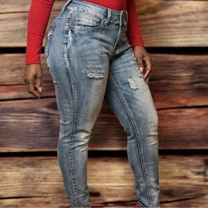 EUC DISTRESSED DENIM JEANS